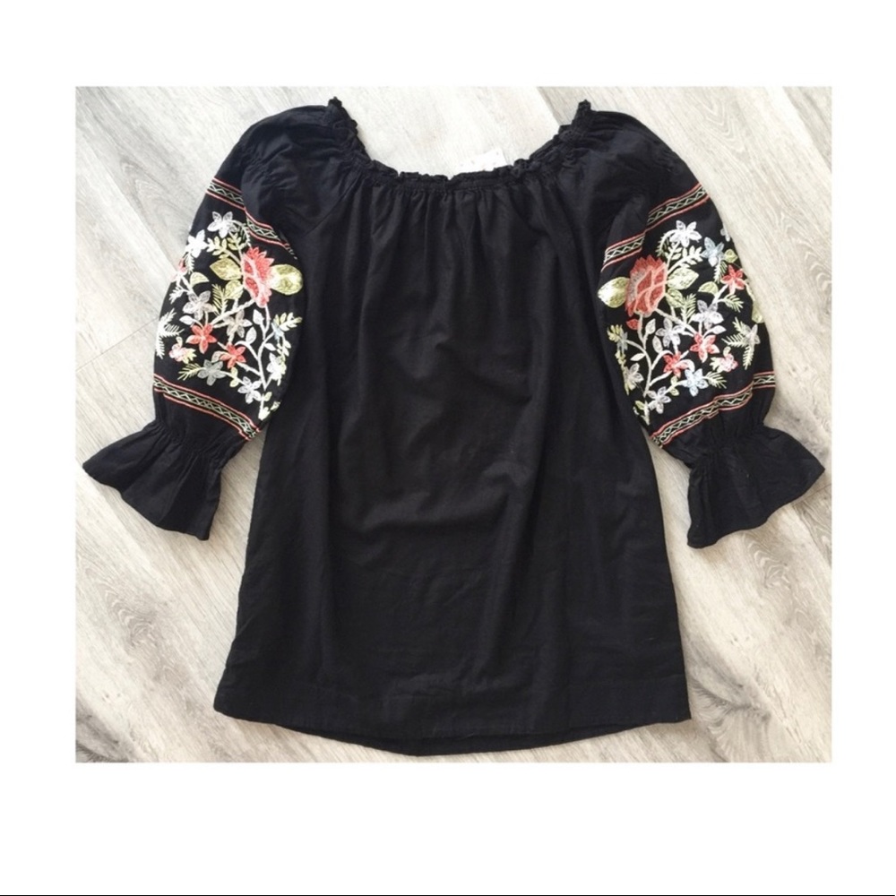 Free People • Embroidered Off-Shoulder Dress - Picture 3 of 6